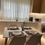 Metropolitan Charm: Cozy 1br In 7min To Skanderbeg *